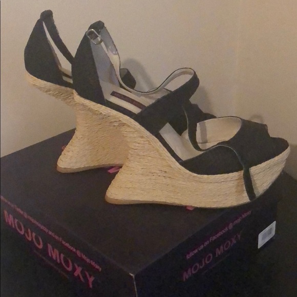 Mojo Moxy Wedge Sandals size 10 - Picture 5 of 6